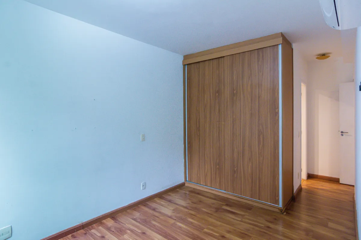 Apartamento à venda com 70m², 2 quartos com vaga - 16