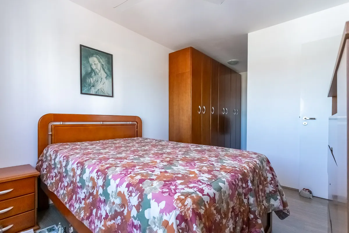 Apartamento à venda com 81m², 2 quartos com vaga - 12