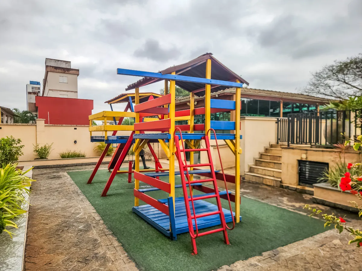 Condomínio Edifício Isla Bari - 22
