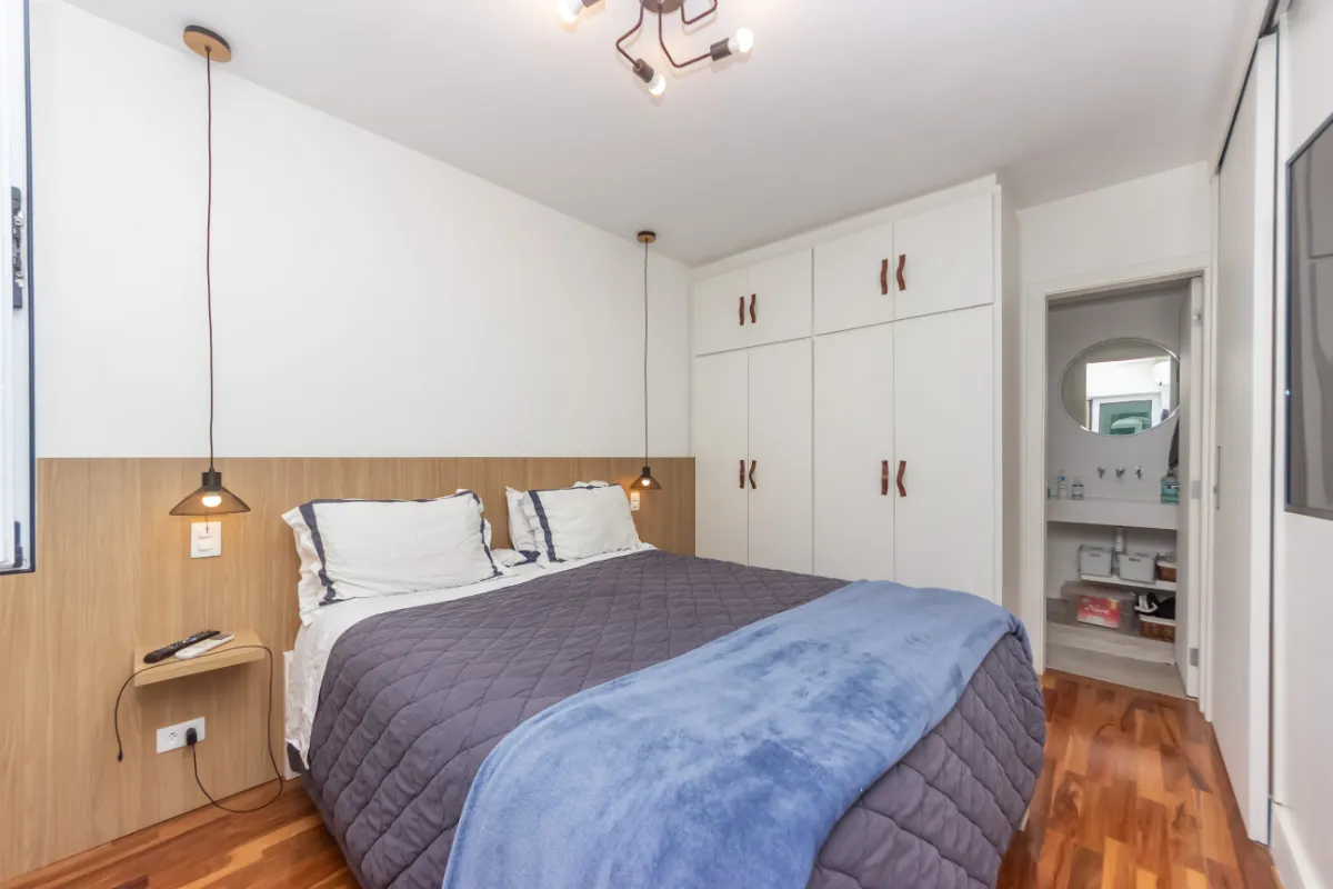 Apartamento à venda com 56m², 1 quarto com vaga - 12