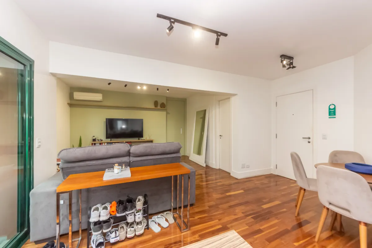 Apartamento à venda com 56m², 1 quarto com vaga - 16