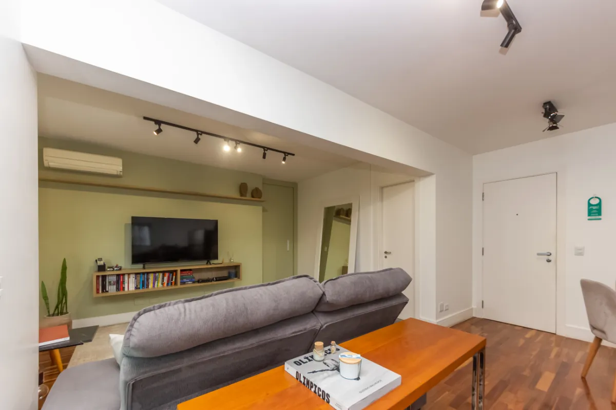Apartamento à venda com 56m², 1 quarto com vaga - 19