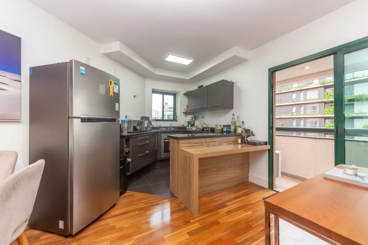 Apartamento à venda com 56m², 1 quarto com vaga - 6