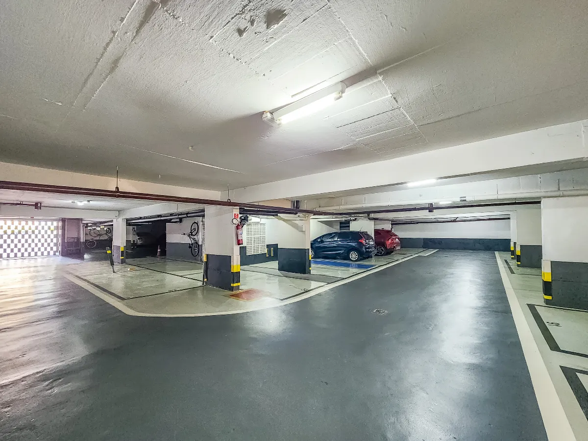 Apartamento à venda com 87m², 3 quartos com vaga - 31