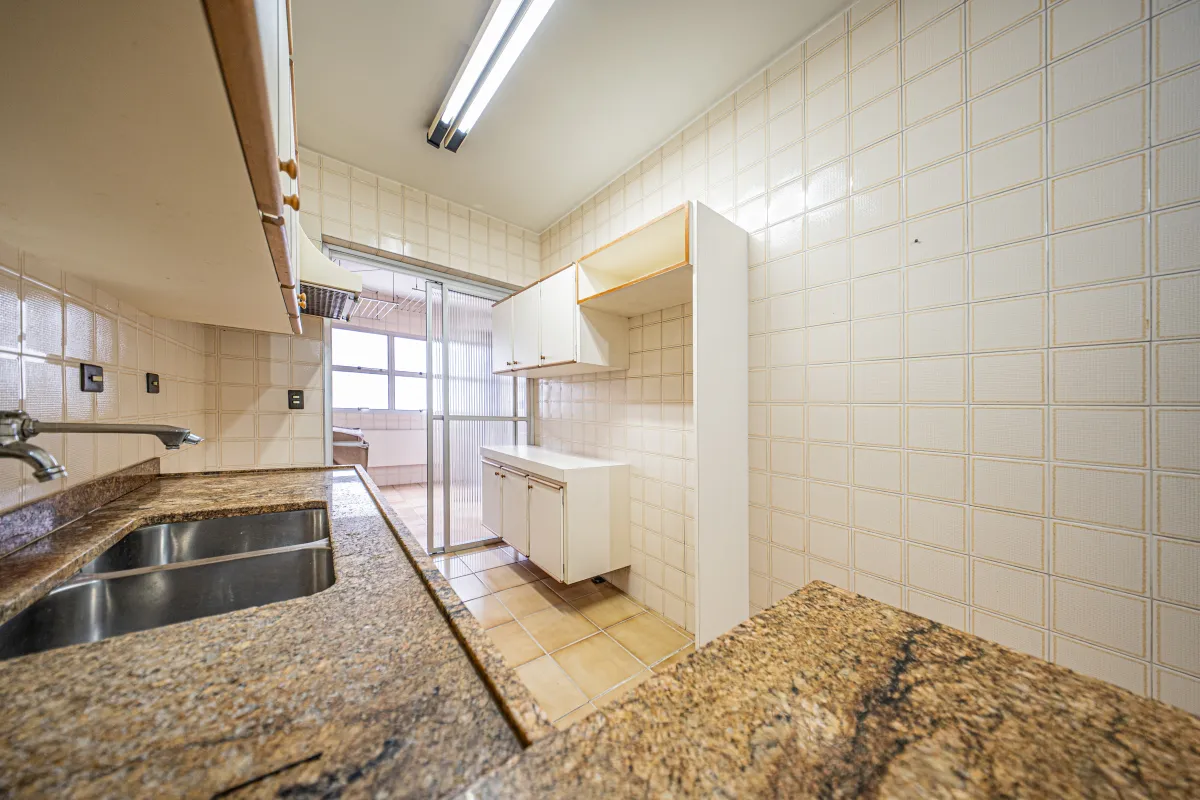 Apartamento à venda com 144m², 4 quartos com vaga - 35