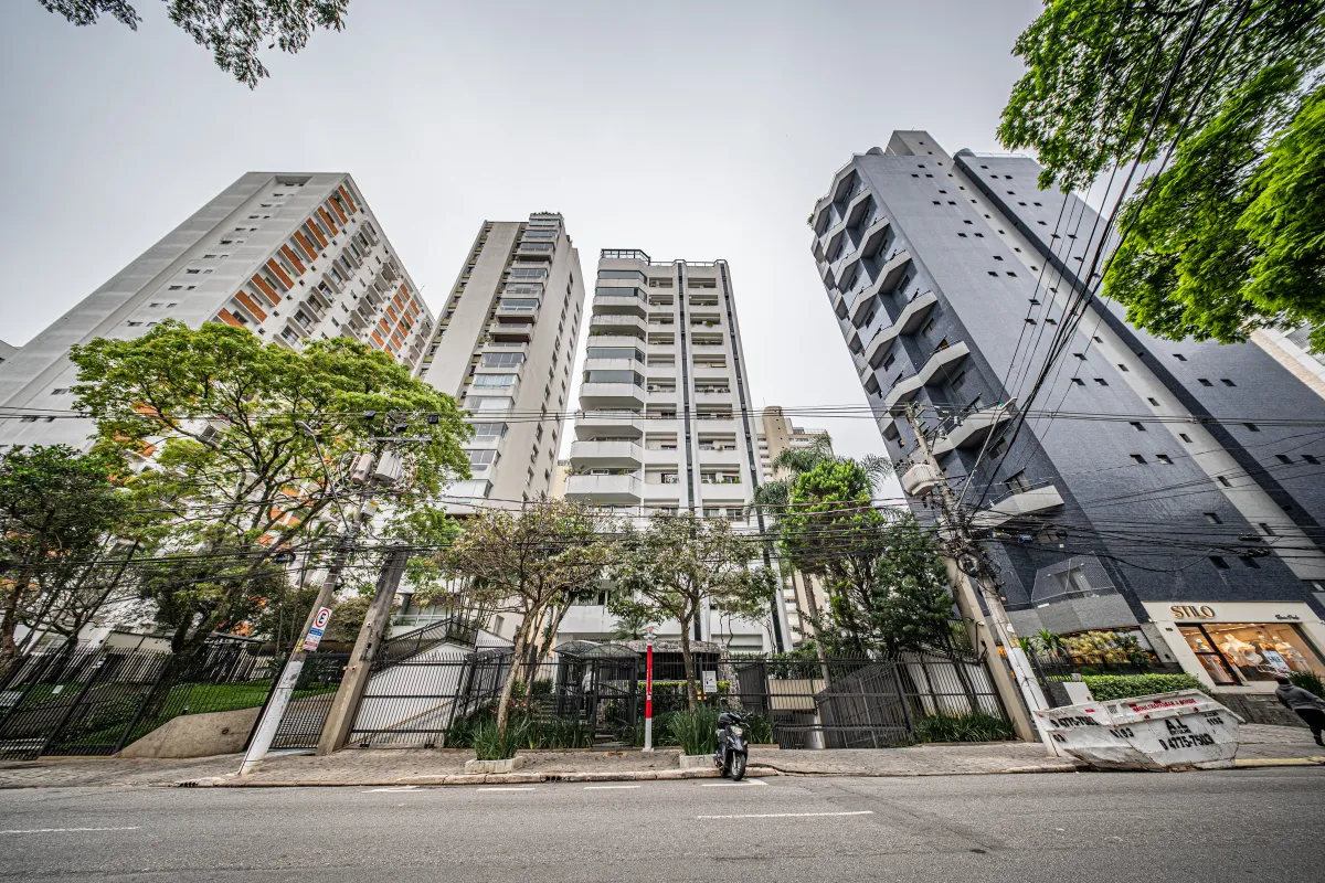 Apartamento à venda com 144m², 4 quartos com vaga - 46
