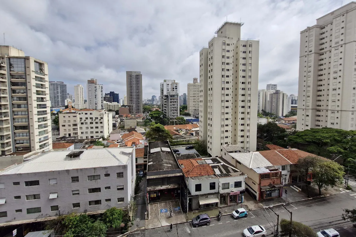 Apartamento à venda com 71m², 2 quartos com vaga - 12