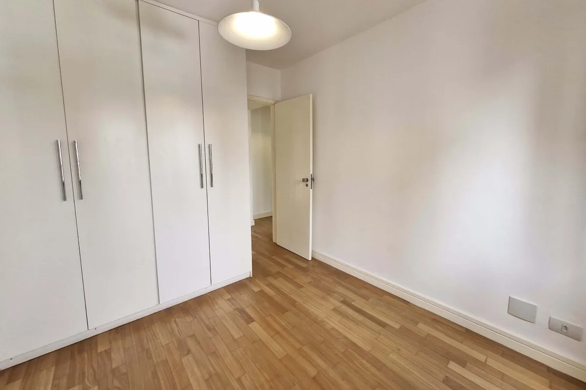 Apartamento à venda com 71m², 2 quartos com vaga - 13