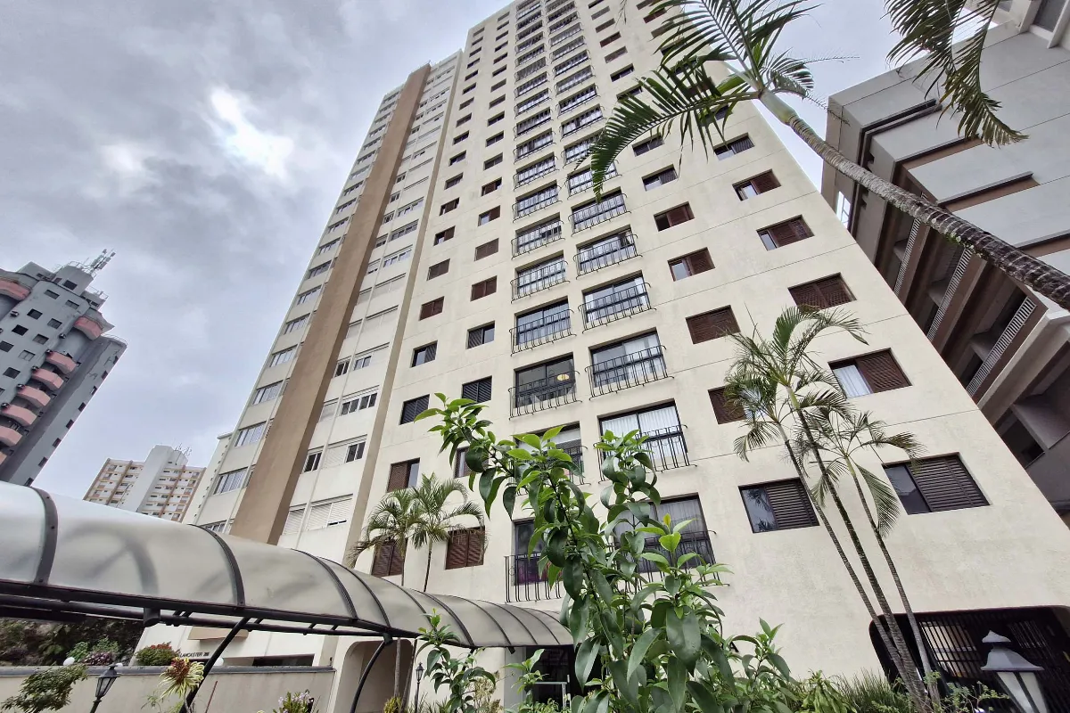 Apartamento à venda com 71m², 2 quartos com vaga - 33