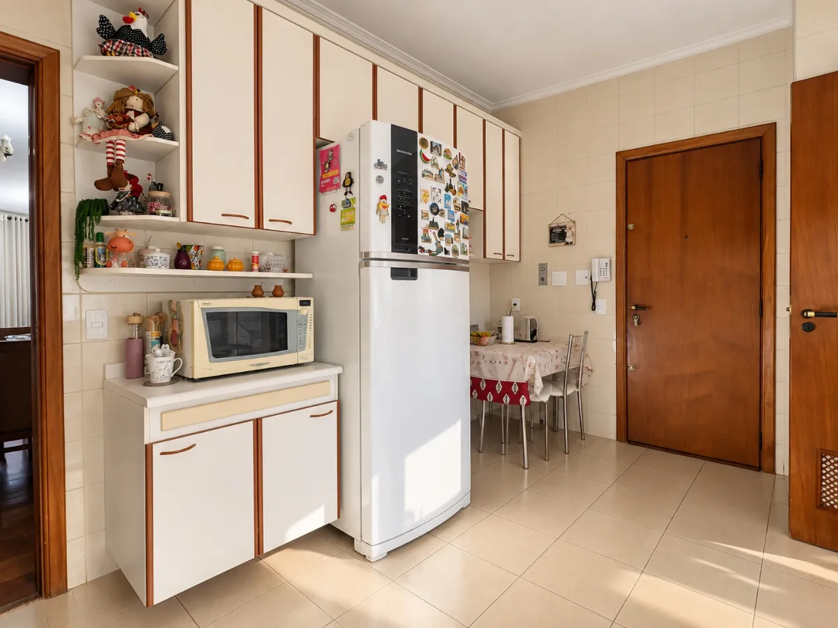 Apartamento à venda com 133m², 4 quartos com vaga - 2