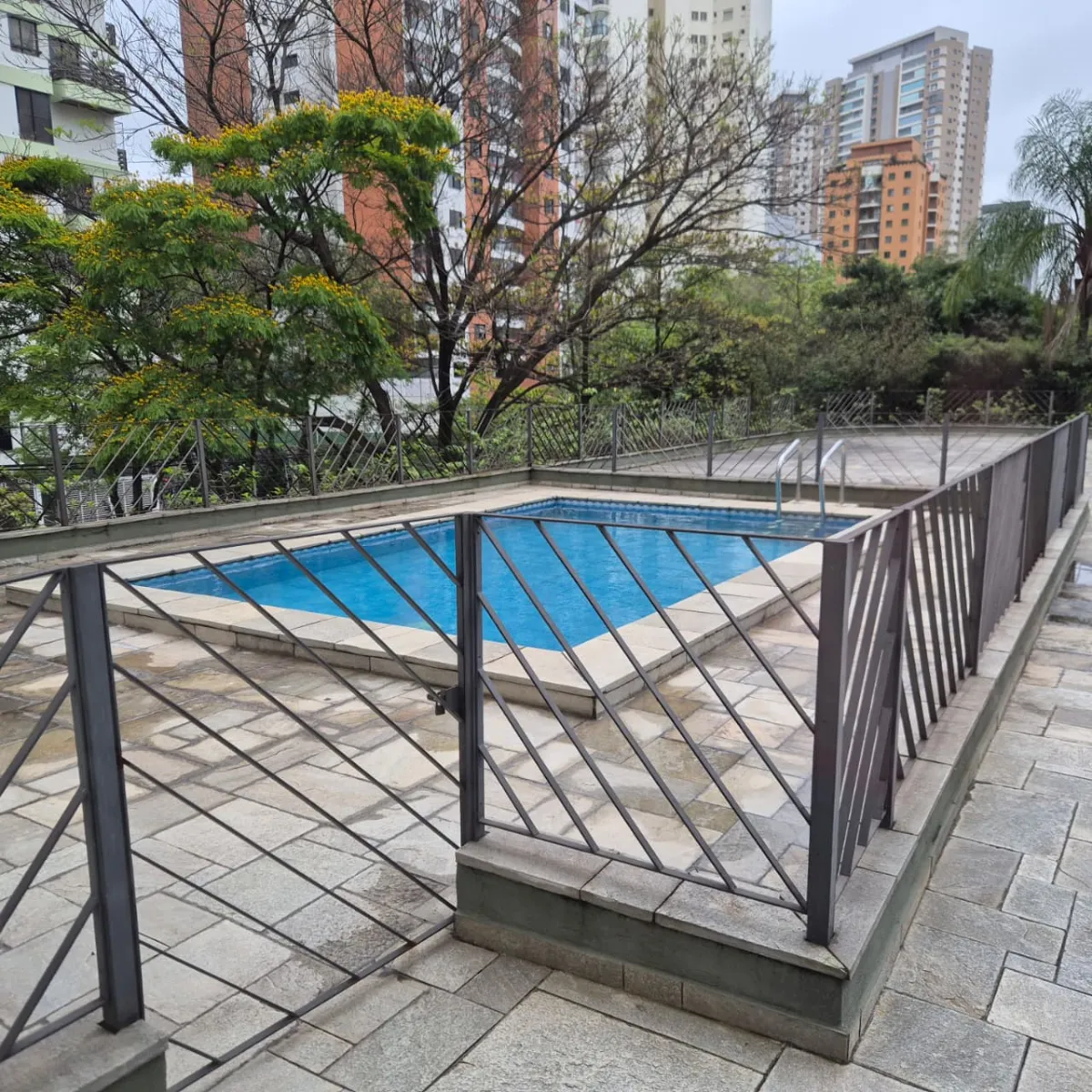 Apartamento à venda com 74m², 2 quartos com vaga - 17