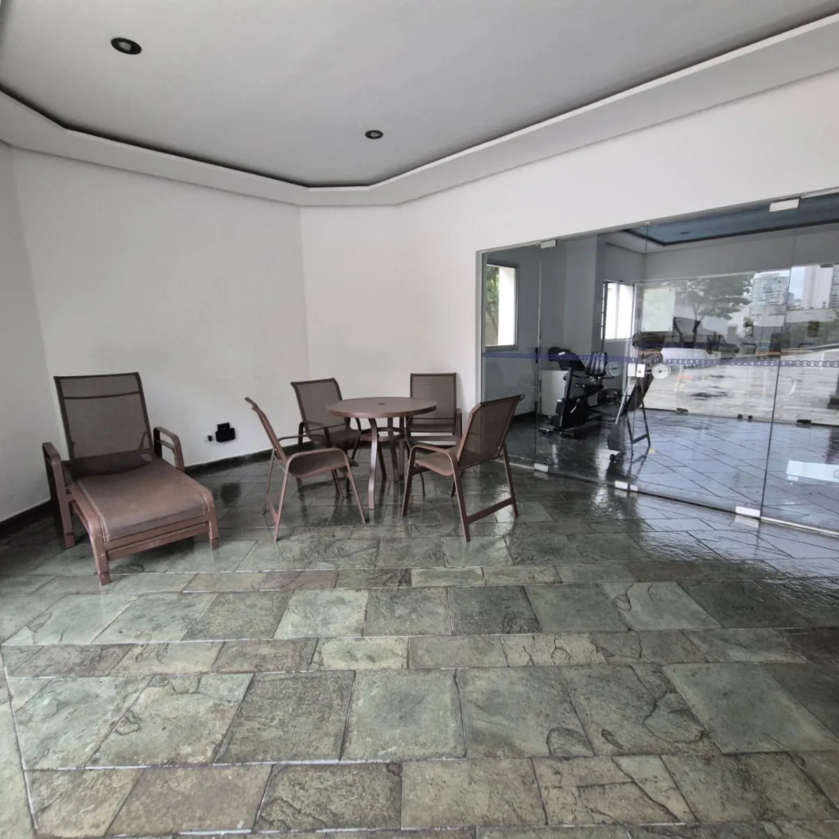 Apartamento à venda com 74m², 2 quartos com vaga - 20