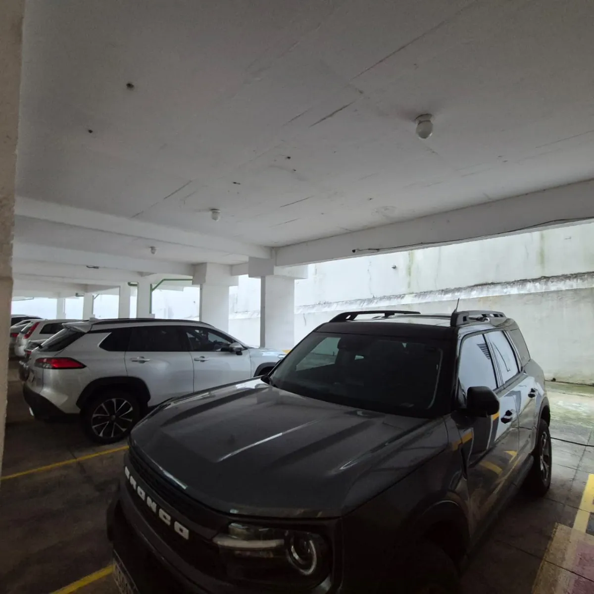 Apartamento à venda com 74m², 2 quartos com vaga - 27