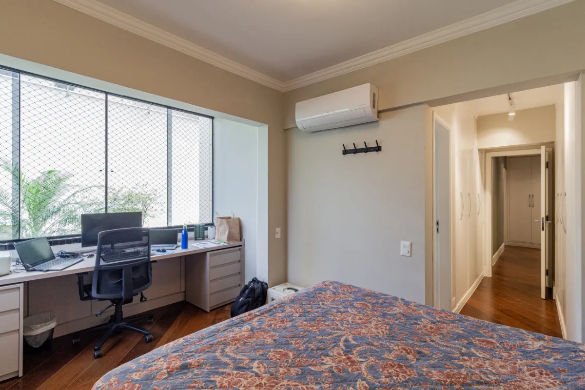 Apartamento à venda com 130000m², 4 quartos com vaga - 16