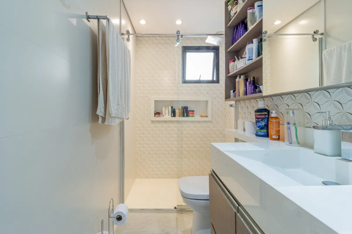 Apartamento à venda com 130000m², 4 quartos com vaga - 18