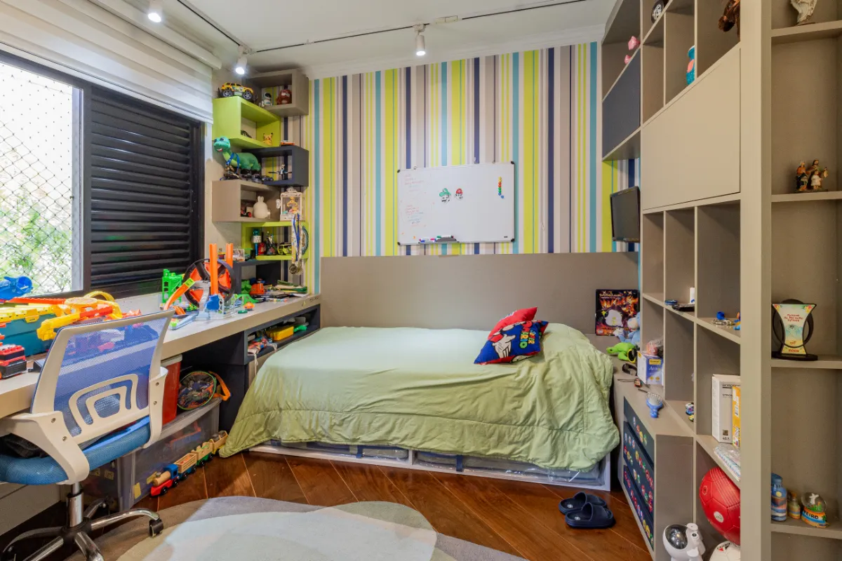 Apartamento à venda com 130000m², 4 quartos com vaga - 26