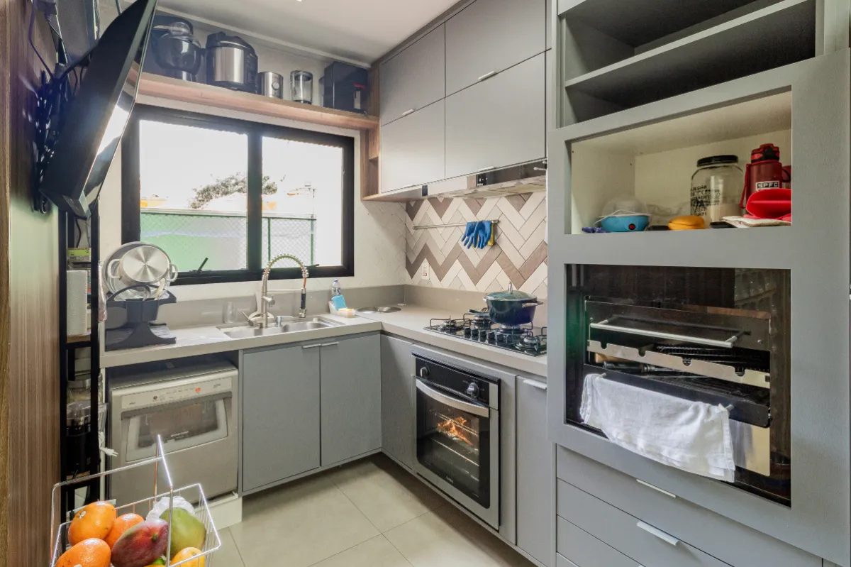 Apartamento à venda com 130000m², 4 quartos com vaga - 35