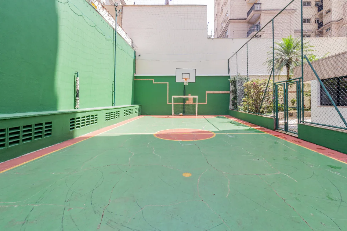 Apartamento à venda com 130000m², 4 quartos com vaga - 39