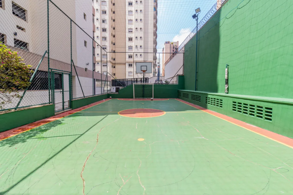 Apartamento à venda com 130000m², 4 quartos com vaga - 40