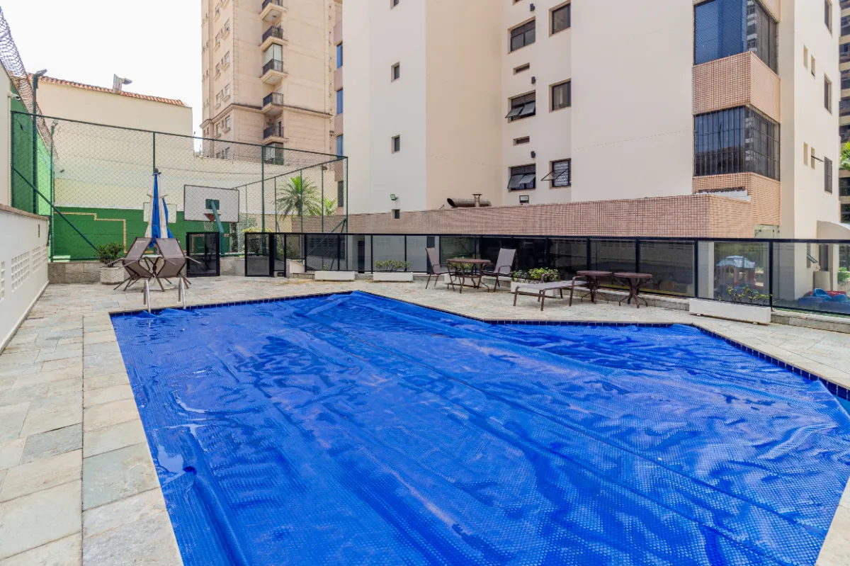 Apartamento à venda com 130000m², 4 quartos com vaga - 42