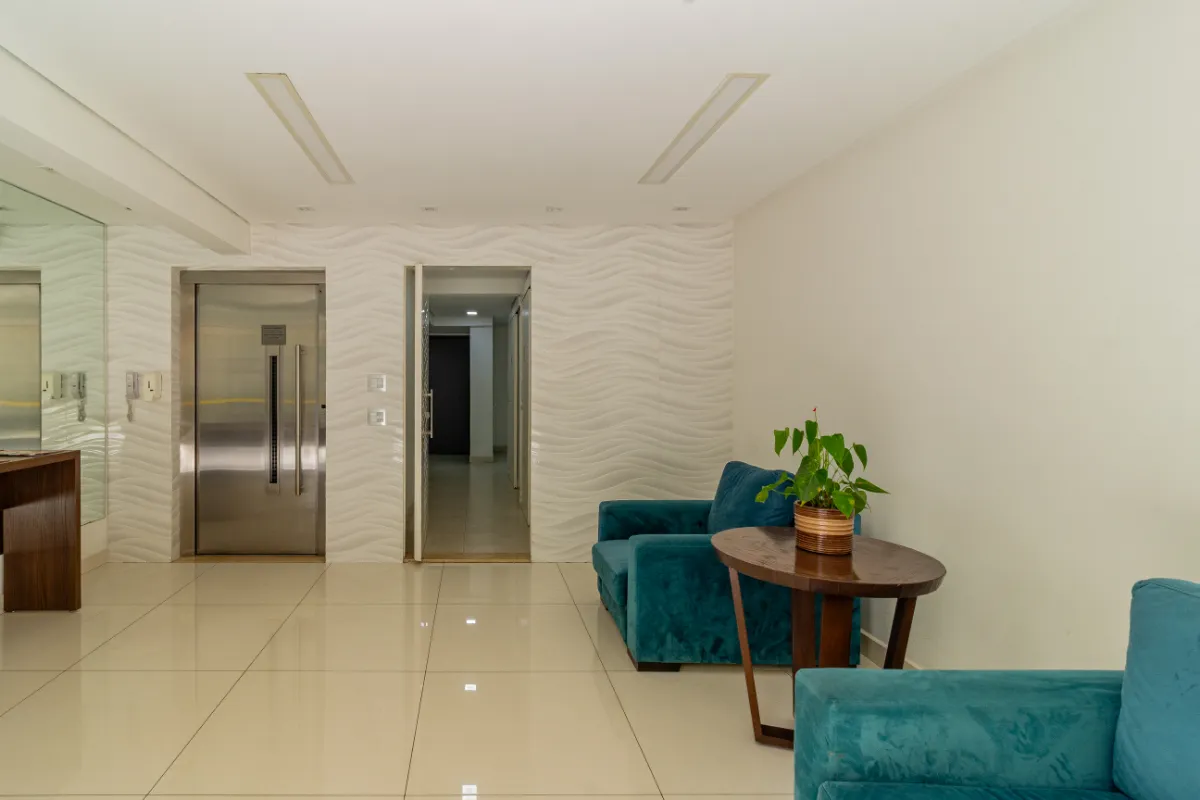 Apartamento à venda com 130000m², 4 quartos com vaga - 44