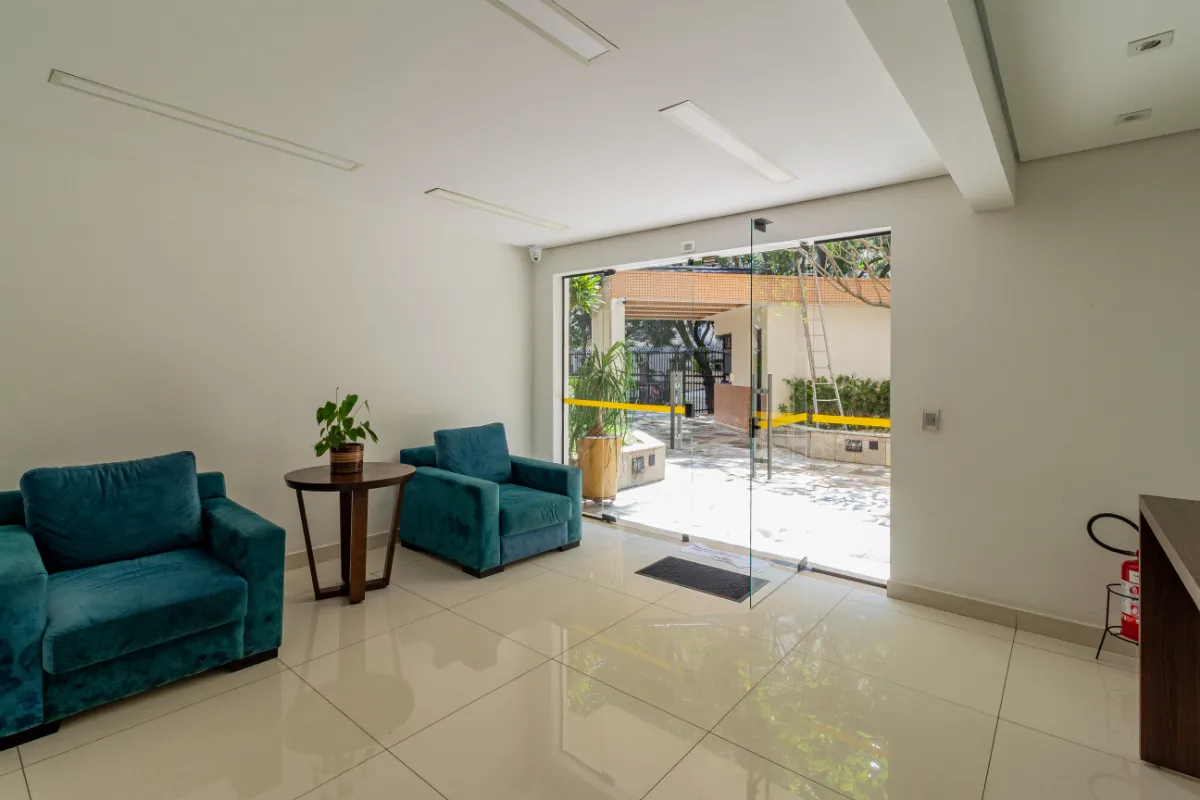 Apartamento à venda com 130000m², 4 quartos com vaga - 46