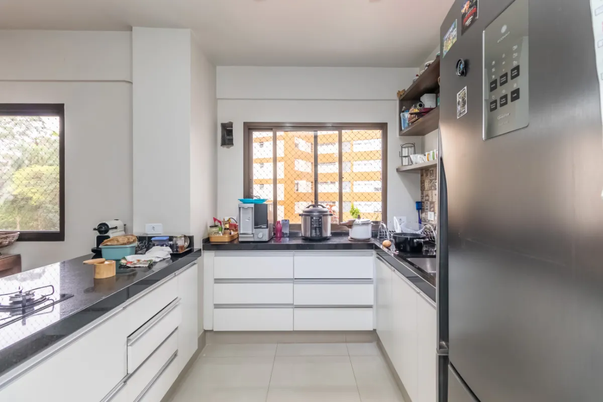 Apartamento à venda com 186m², 3 quartos com vaga - 37