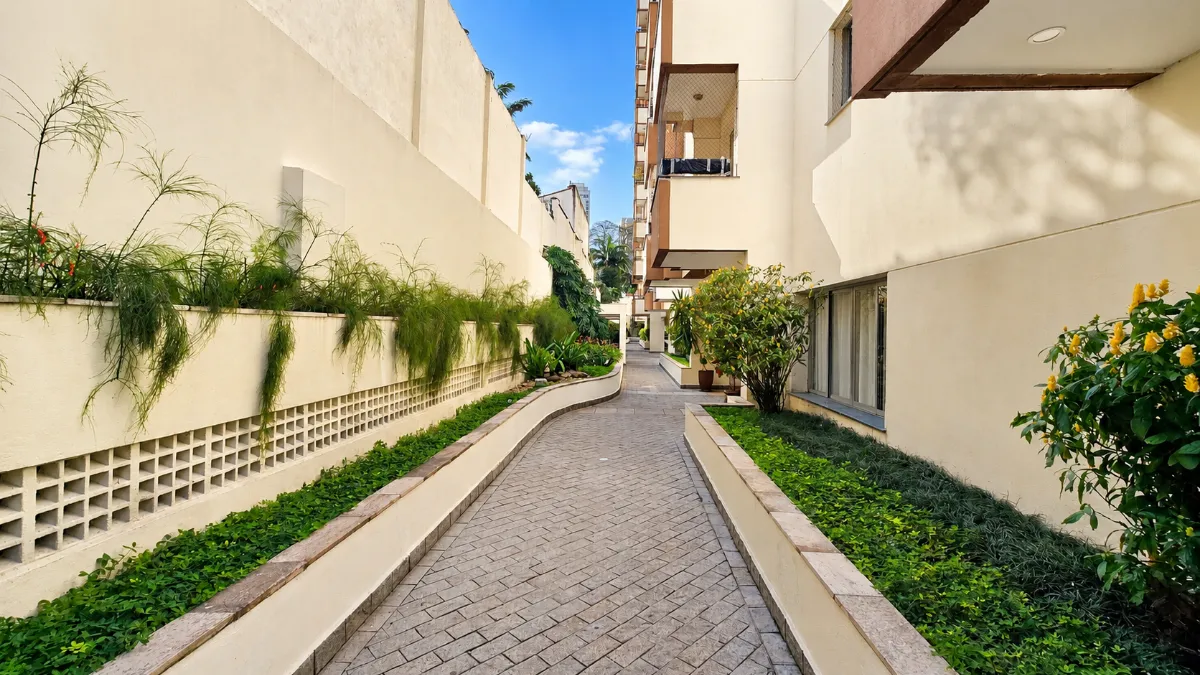 Condomínio Edifício Residencial Coral Gables - 33