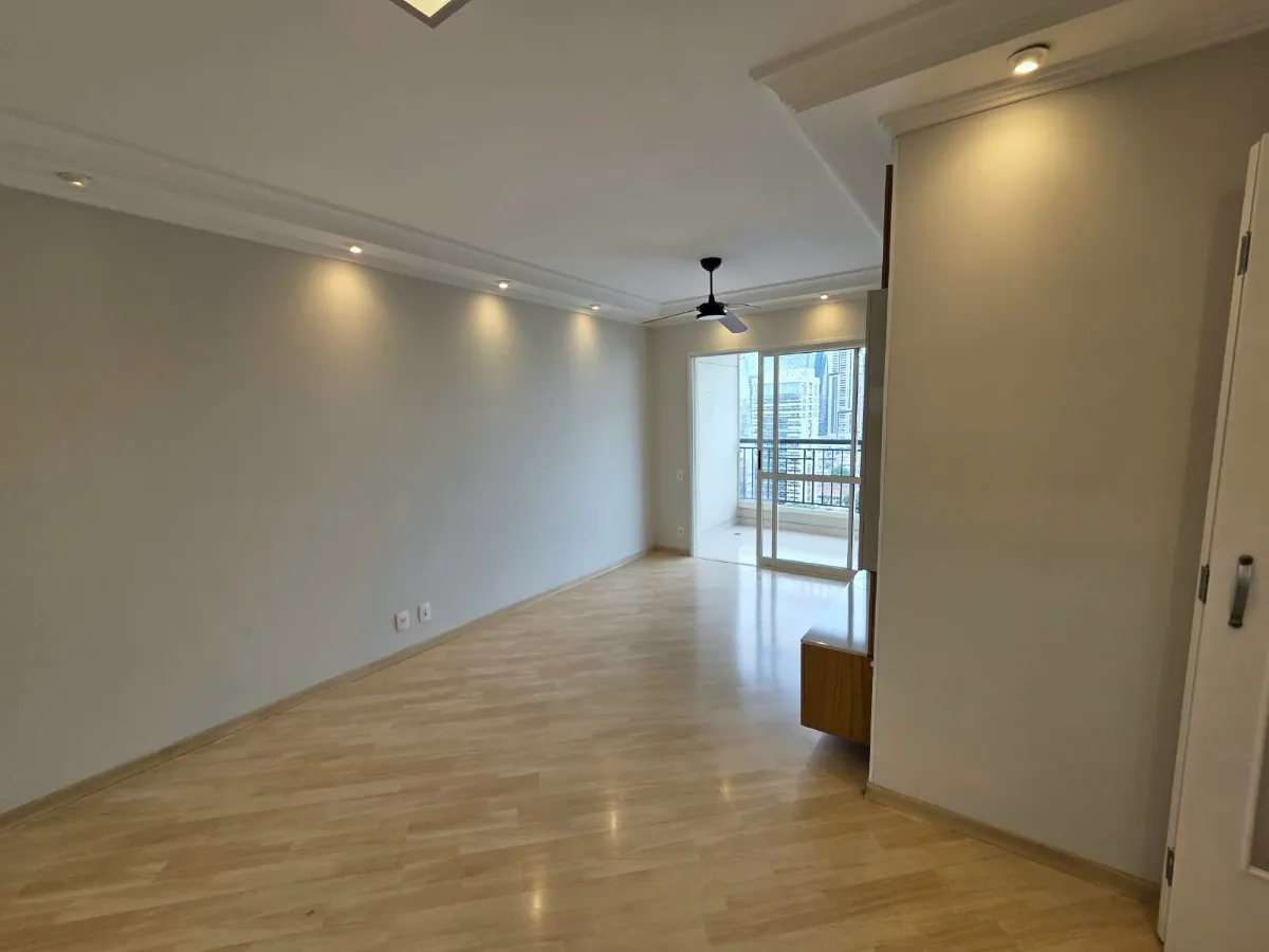 Apartamento à venda com 70m², 2 quartos com vaga - 20