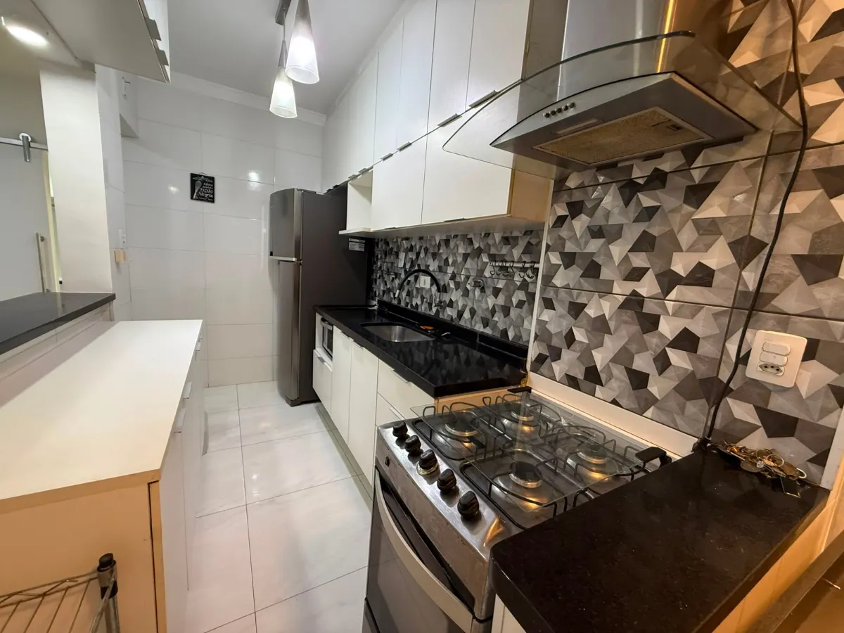 Apartamento à venda com 70m², 2 quartos com vaga - 33