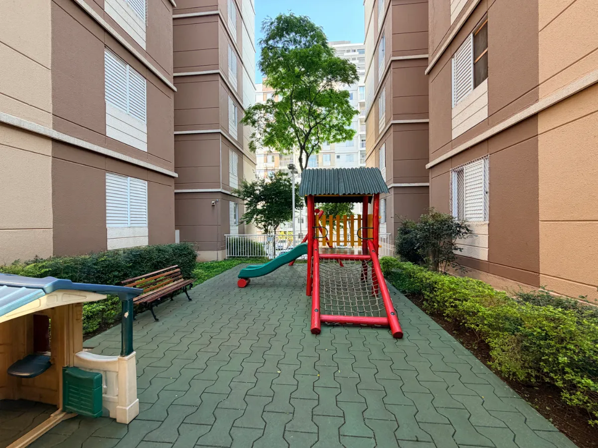 Apartamento à venda com 63m², 2 quartos com vaga - 31