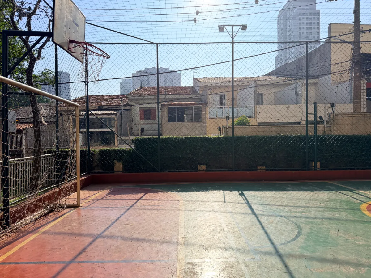 Apartamento à venda com 63m², 2 quartos com vaga - 33