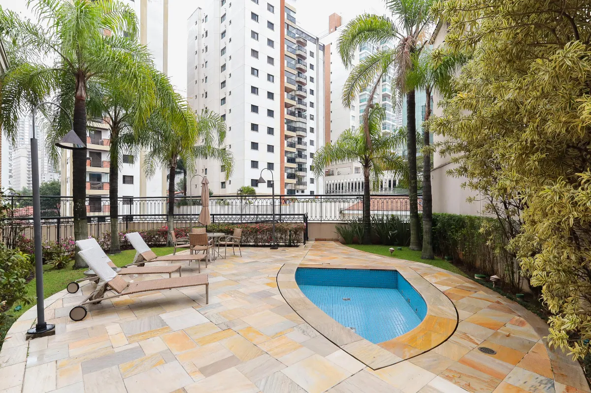 Apartamento à venda com 210m², 4 quartos com vaga - 56