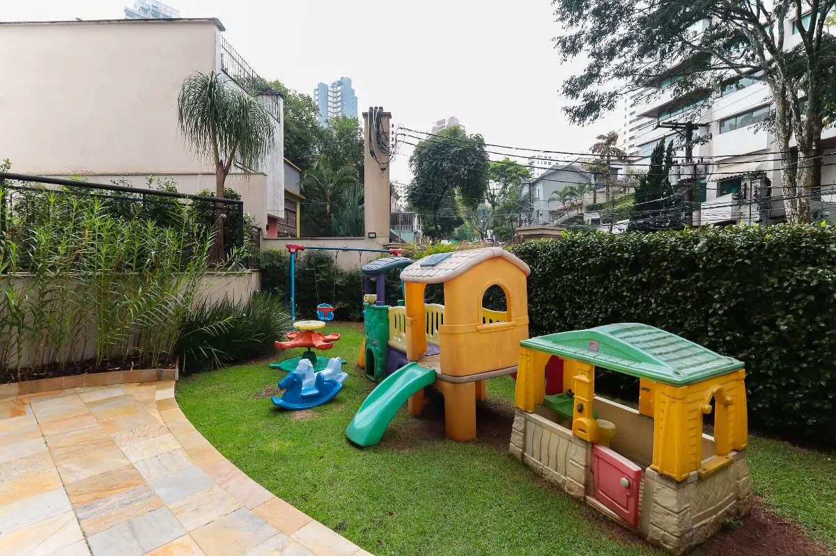 Apartamento à venda com 210m², 4 quartos com vaga - 61