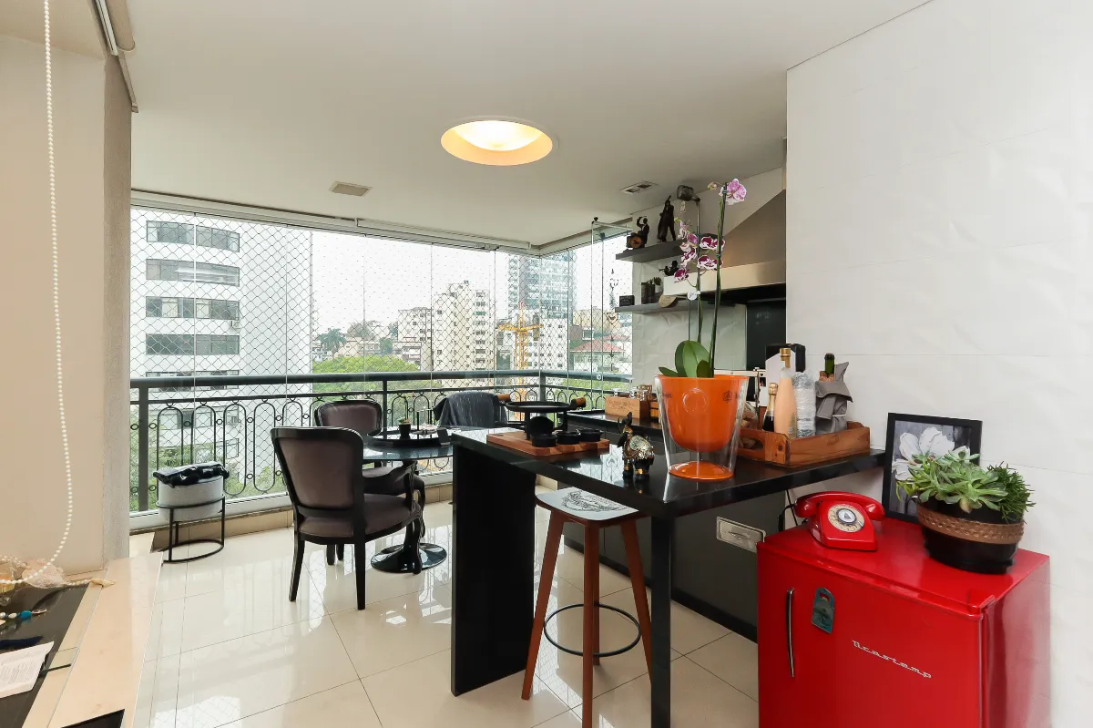 Apartamento à venda com 210m², 4 quartos com vaga - 9