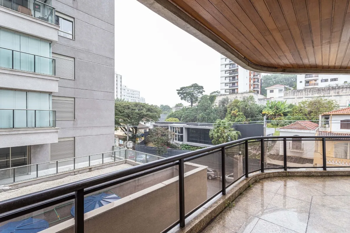 Apartamento à venda com 169m², 3 quartos com vaga - 16