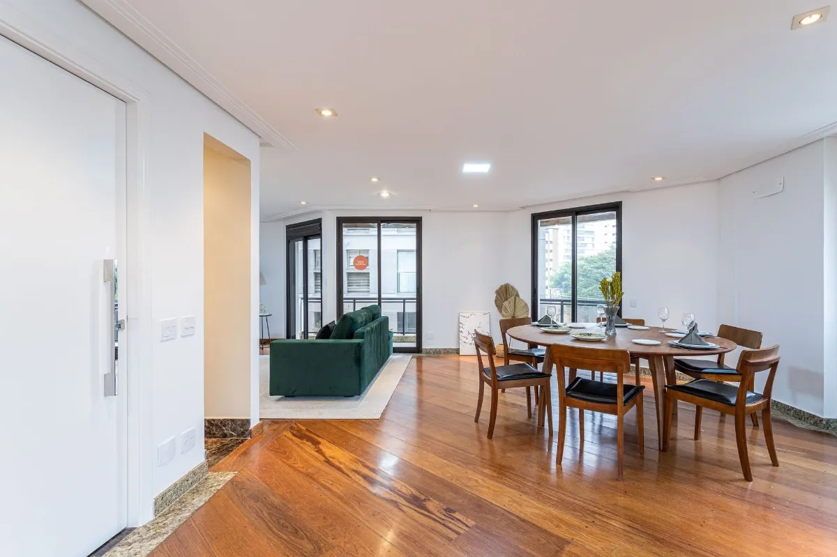 Apartamento à venda com 169m², 3 quartos com vaga - 18
