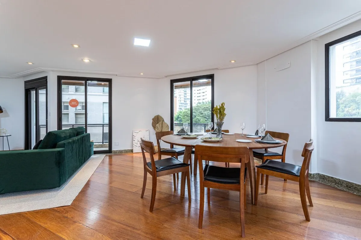 Apartamento à venda com 169m², 3 quartos com vaga - 21