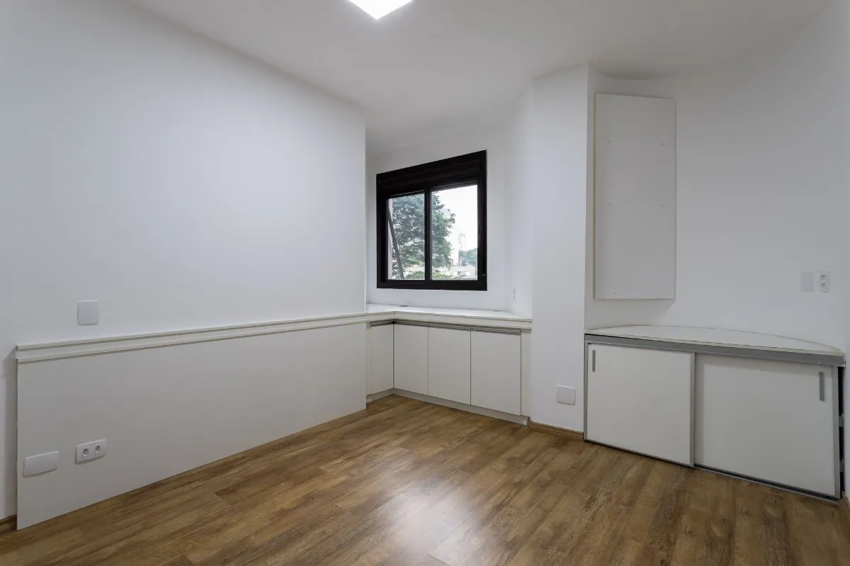 Apartamento à venda com 169m², 3 quartos com vaga - 9