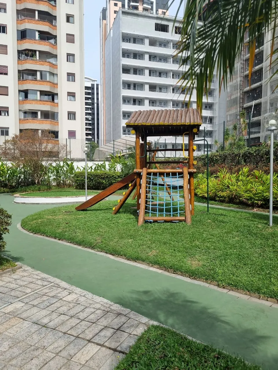 Apartamento à venda com 178m², 4 quartos com vaga - 67