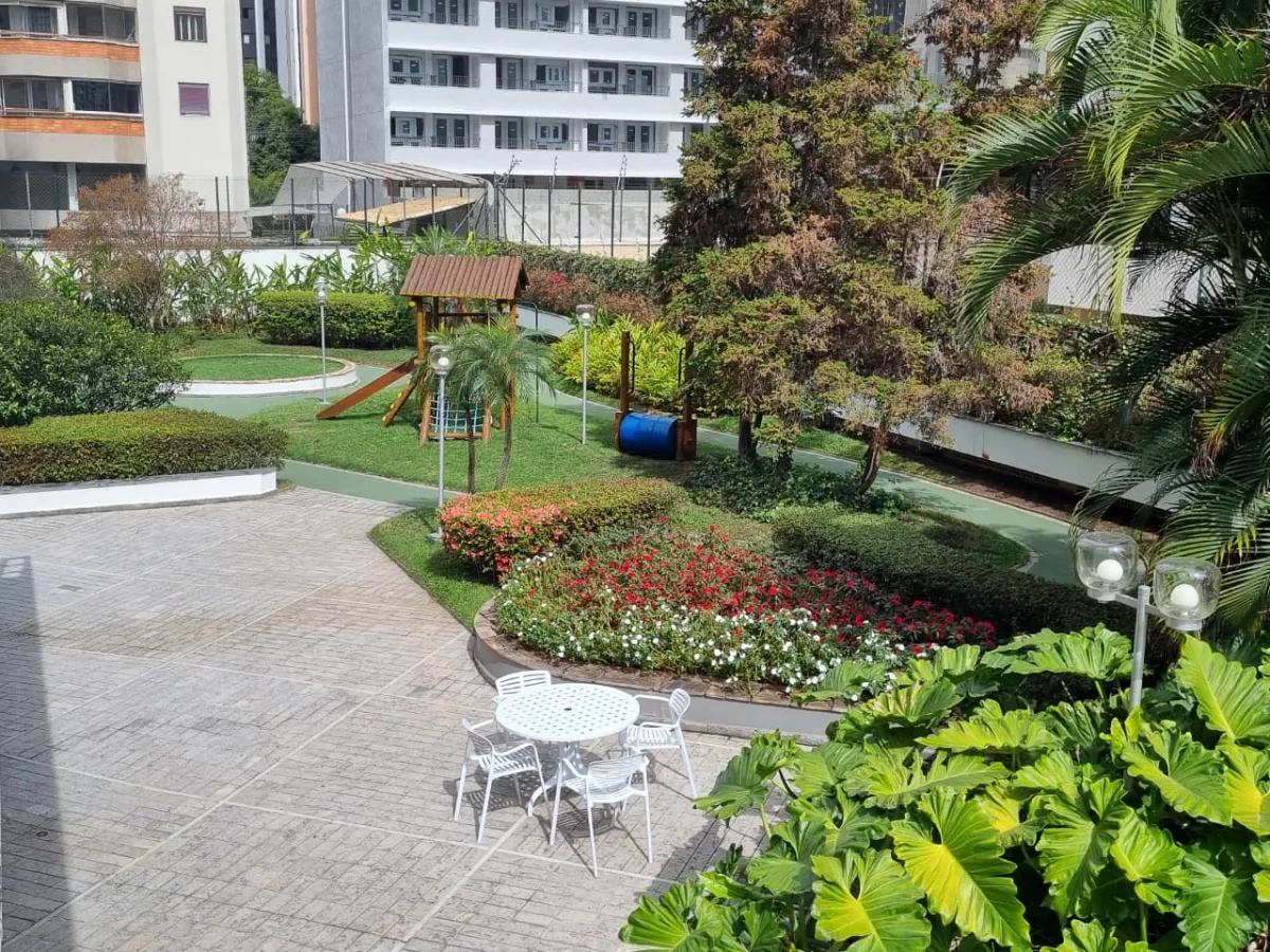 Apartamento à venda com 178m², 4 quartos com vaga - 83