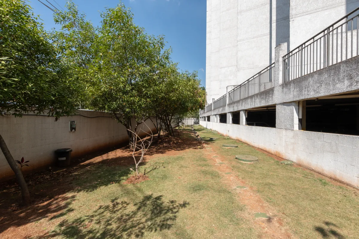 Condomínio Residencial 22 De Marco - 62