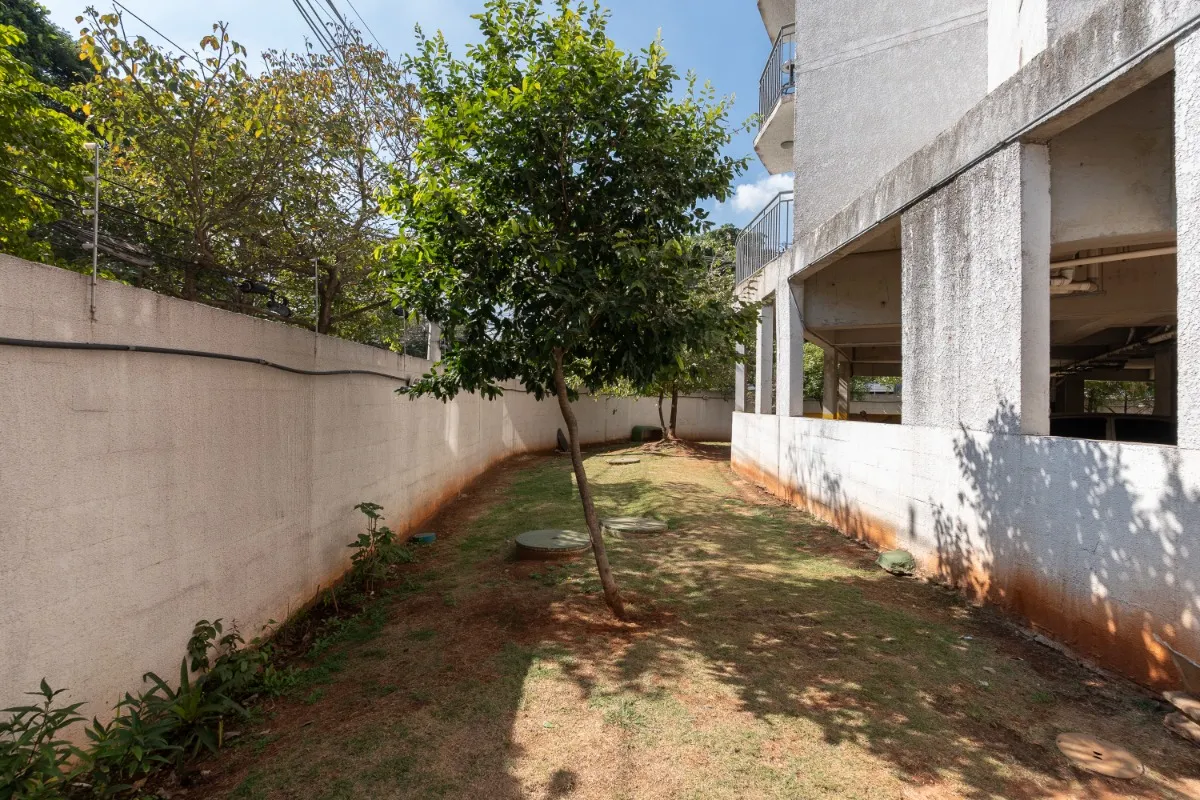 Condomínio Residencial 22 De Marco - 86