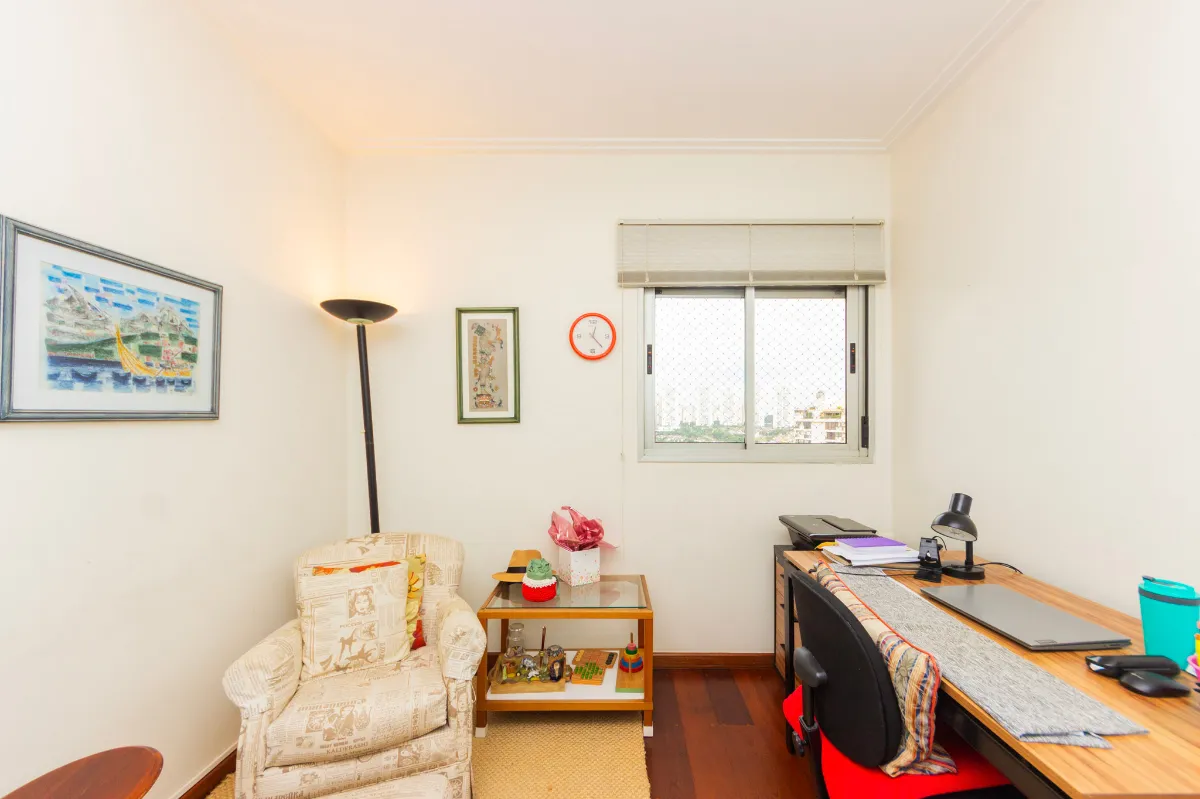 Apartamento à venda com 140m², 3 quartos com vaga - 64