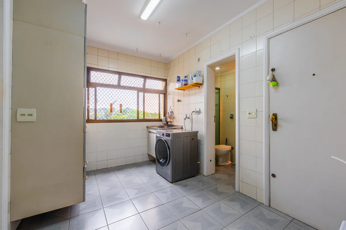 Apartamento à venda com 208m², 4 quartos com vaga - 18
