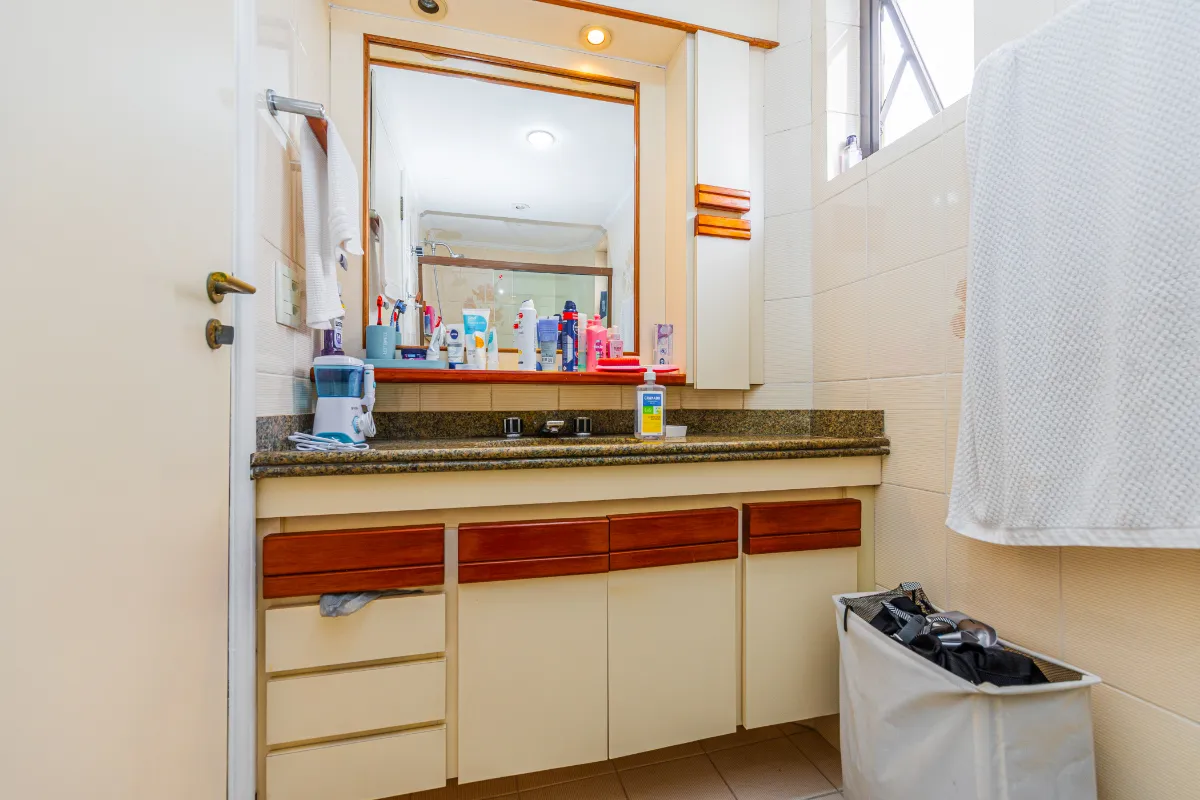 Apartamento à venda com 208m², 4 quartos com vaga - 28