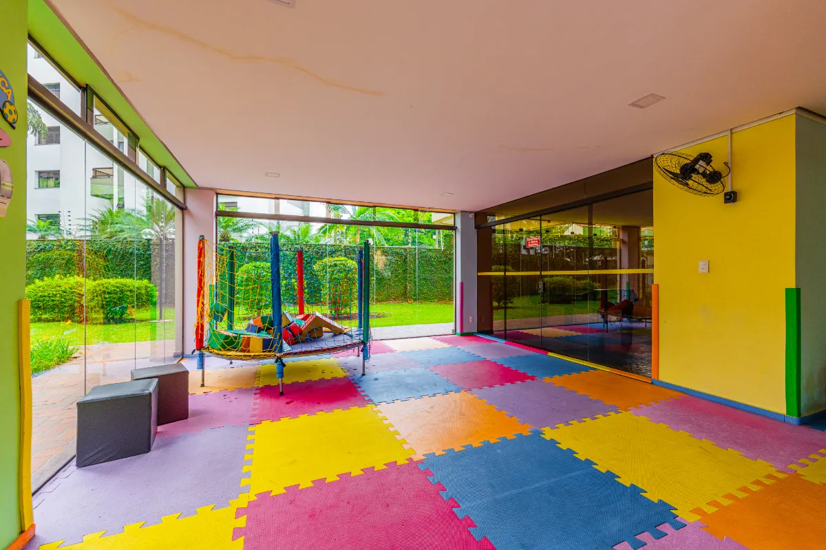 Apartamento à venda com 208m², 4 quartos com vaga - 38