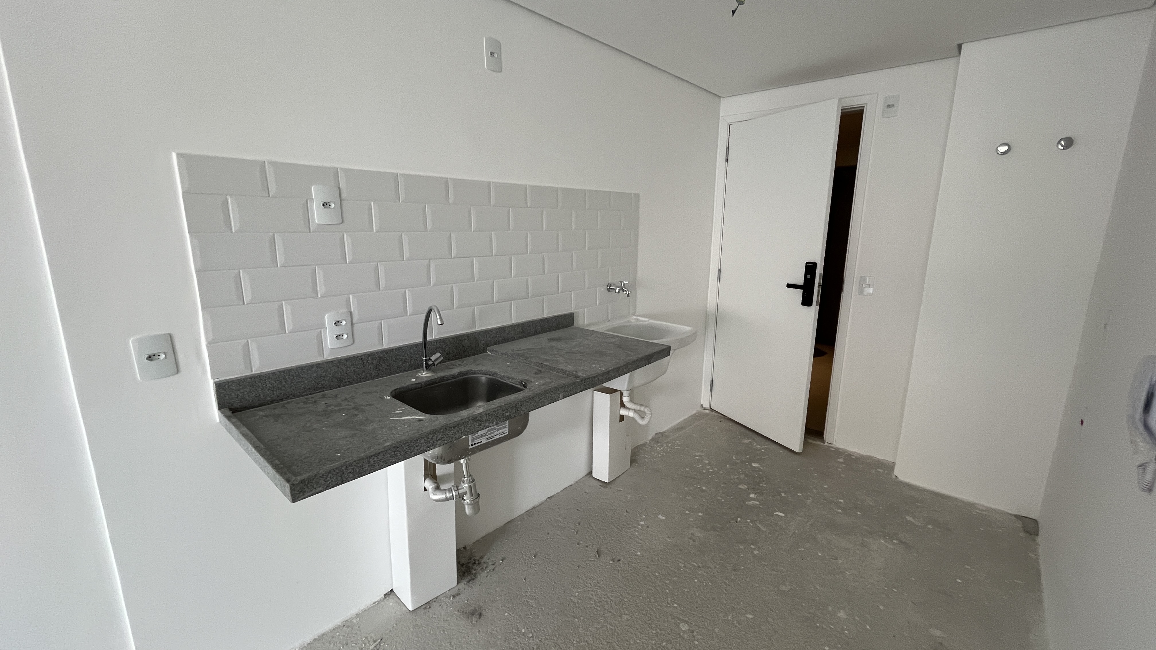 Studio à venda com 42m², 0 quartos sem vaga - 25