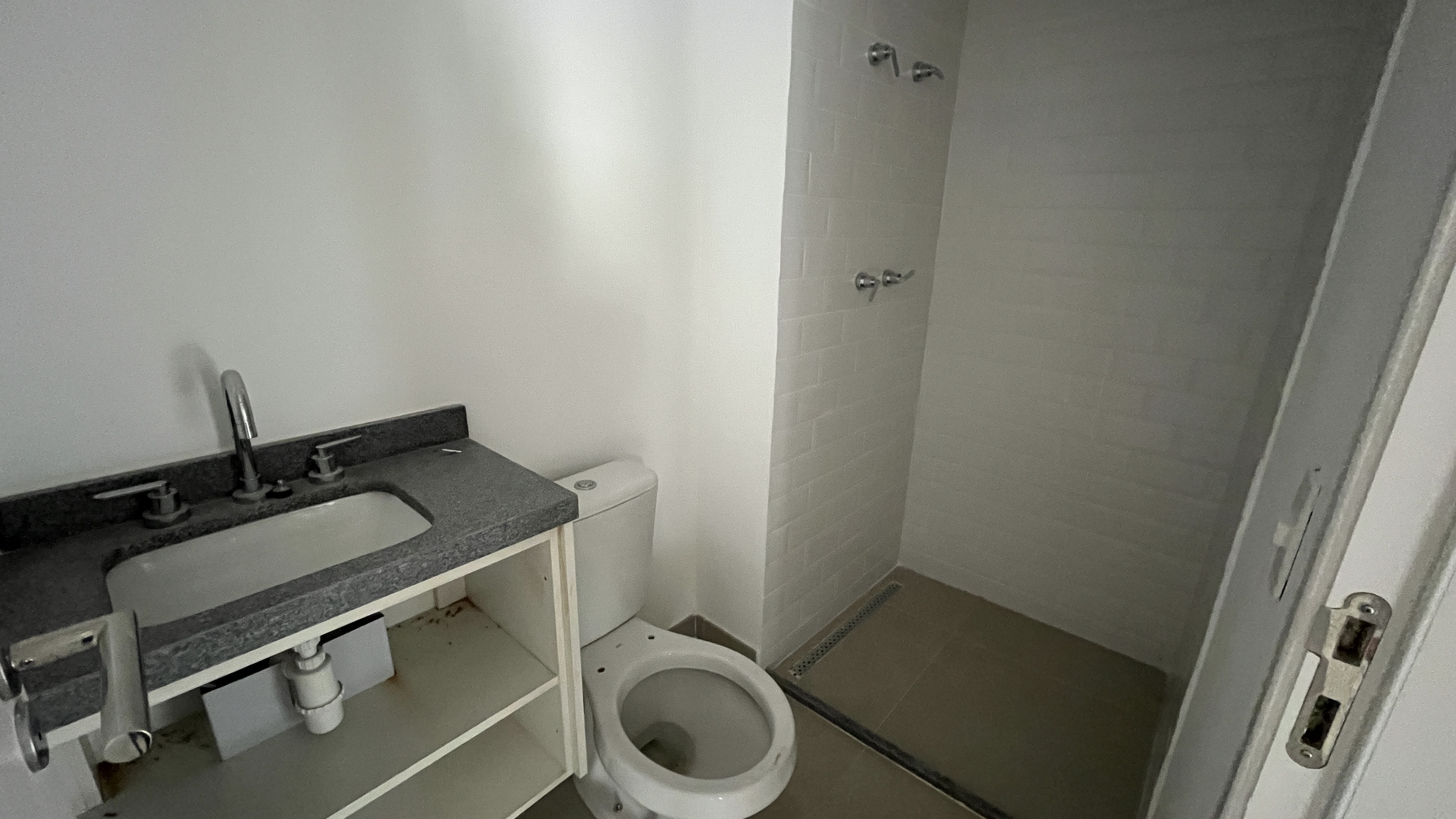 Apartamento à venda com 85m², 2 quartos sem vaga - 23